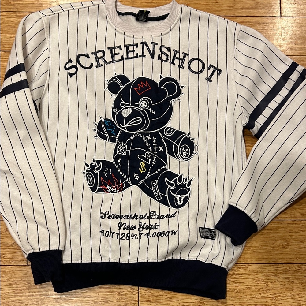 Screenshot Men's Urban Streetwear Graphic Crewneck Sweater - White and Black M